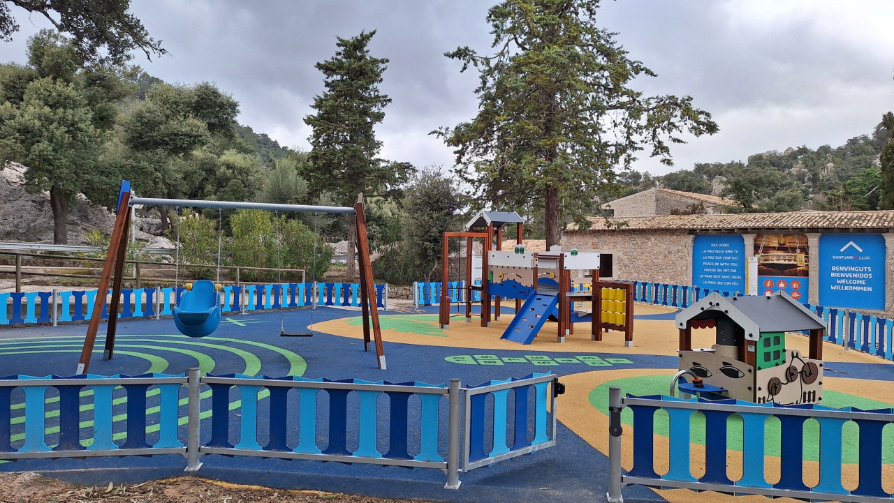 parc infantil Escorca