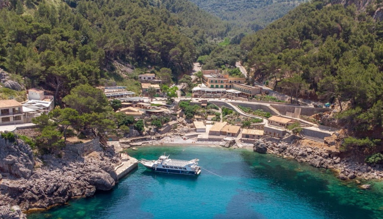 refugi sa calobra escorca
